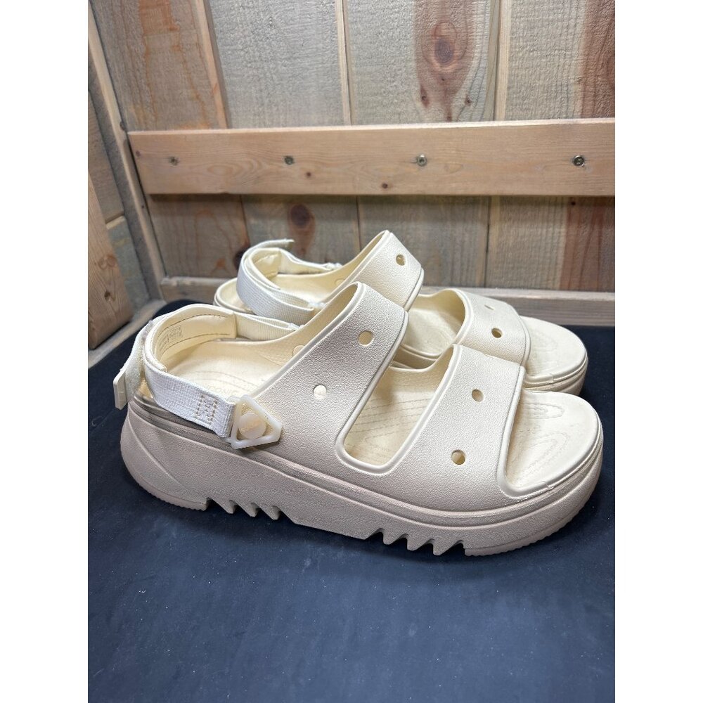 Mens Crocs Xscape Hiker Sandals Size 12 Cream Lightweight Slip-Resistant